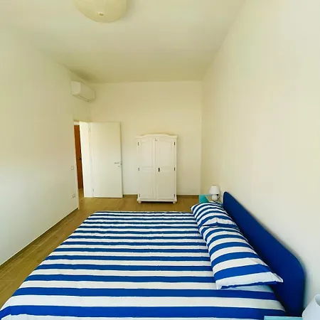 Casa Gerardina - Cozy House In Salivoli Διαμέρισμα